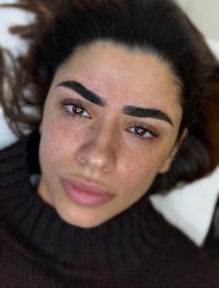 Microshading / Ombre brows