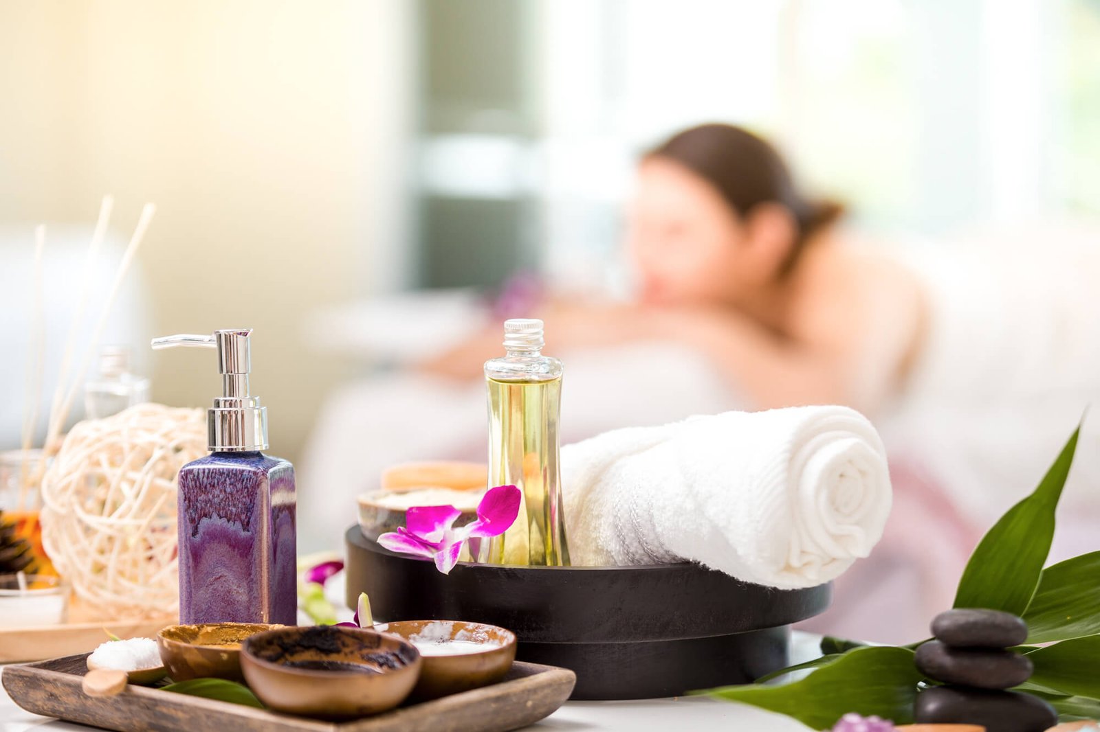 Ambiance spa et bien-être avec fleurs d'orchidée