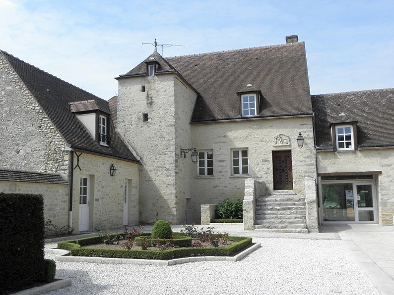 La mairie de Morigny-Champigny